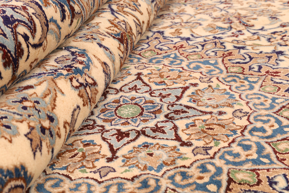 Nain-Perserteppich – handgeknüpfter Orientteppich aus Wolle, 360 × 248 cm