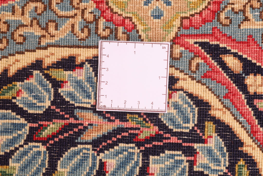 Kerman-Teppich aus Wolle – handgeknüpft, Creme, 308 × 302 cm