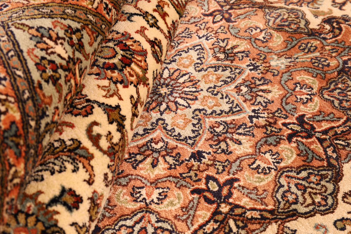 Kaschmir-Teppich aus reiner Seide – handgeknüpft, 248 × 170 cm